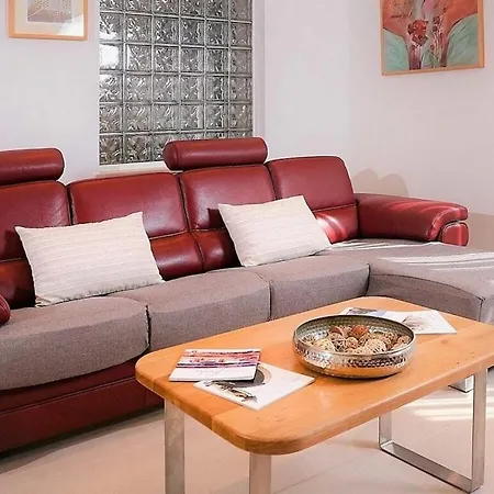 Monte Uliveto Comfortable Holiday Willa Pula